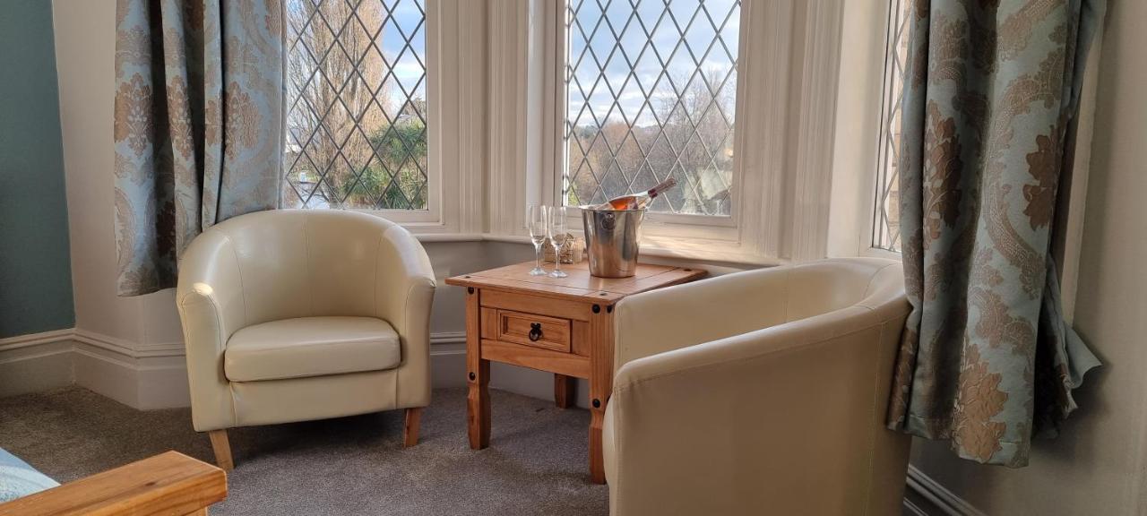 Rowcroft Lodge Guest House B&B ペイントン エクステリア 写真