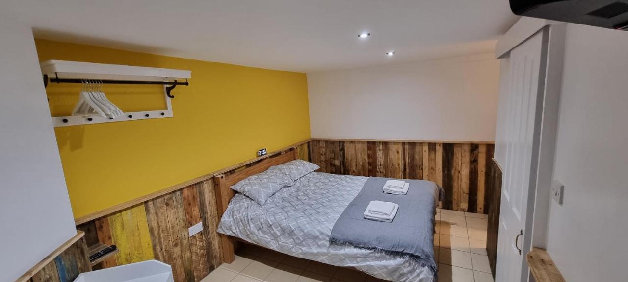 Rowcroft Lodge Guest House B&B ペイントン エクステリア 写真